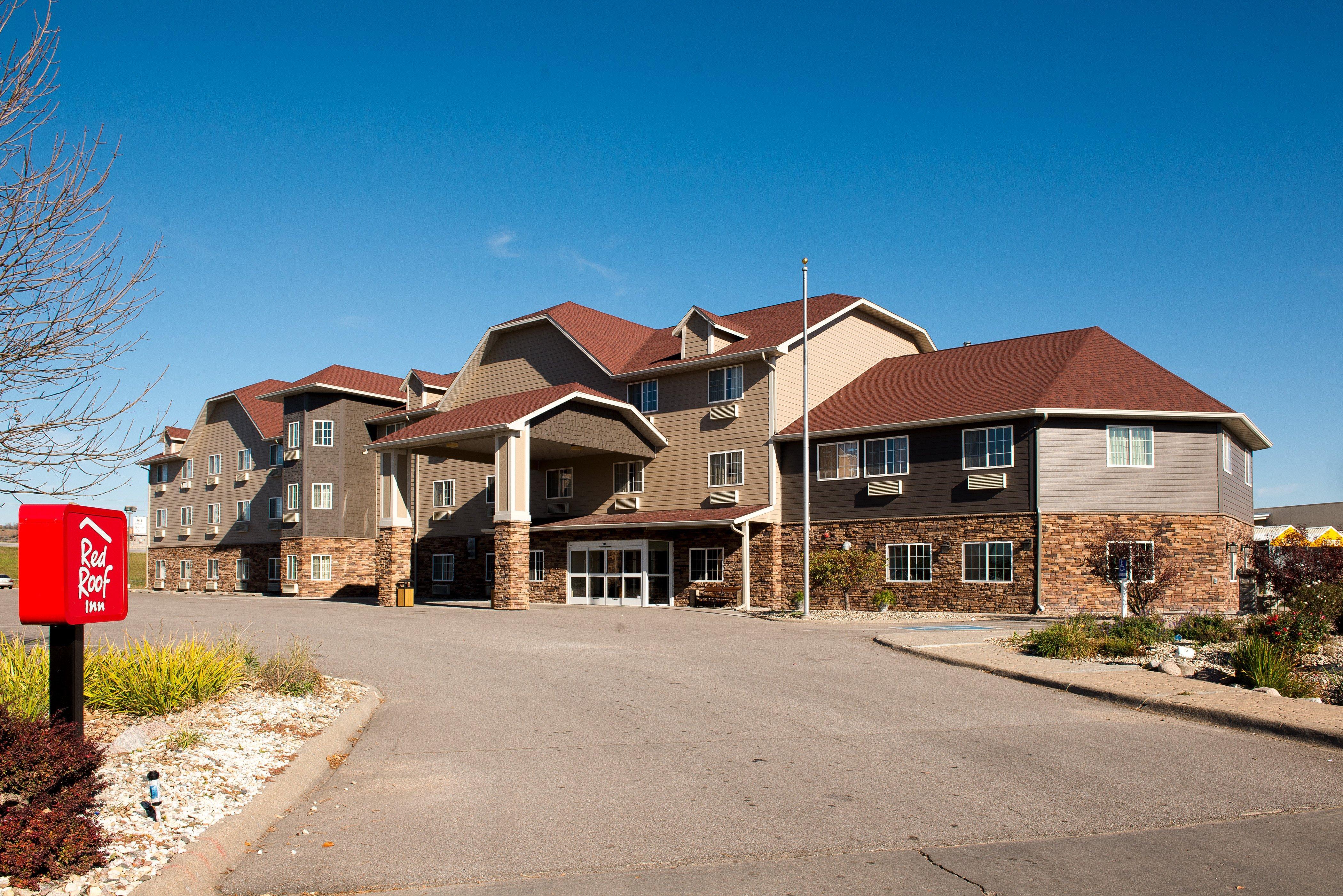 Red Roof Inn & Suites Omaha - Council Bluffs Exterior foto